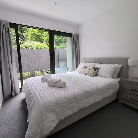 Private Room With Ensuite & Garden Epsom オークランド エクステリア 写真