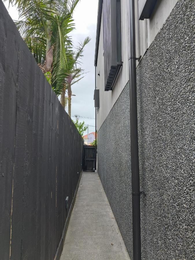 Private Room With Ensuite & Garden Epsom オークランド エクステリア 写真